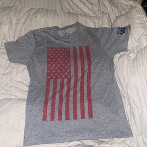 Nike Team USA Dri-Fit T-Shirt Men's L Gray Distressed Flag Graphic Athletic Tee